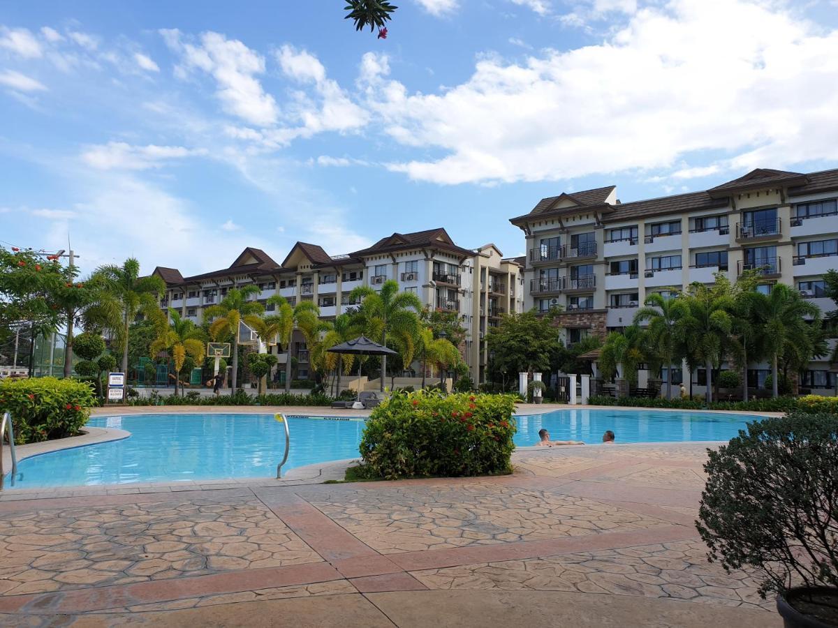 Ri'S One Oasis W Free Pool Back Of Sm City Mall Davao City Exterior foto